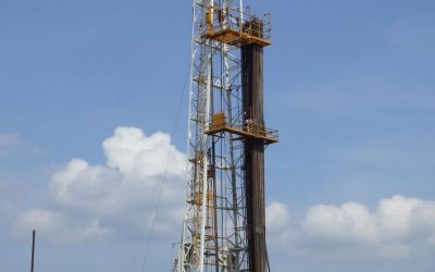 La torre de perforación: El corazón de la operación petrolera